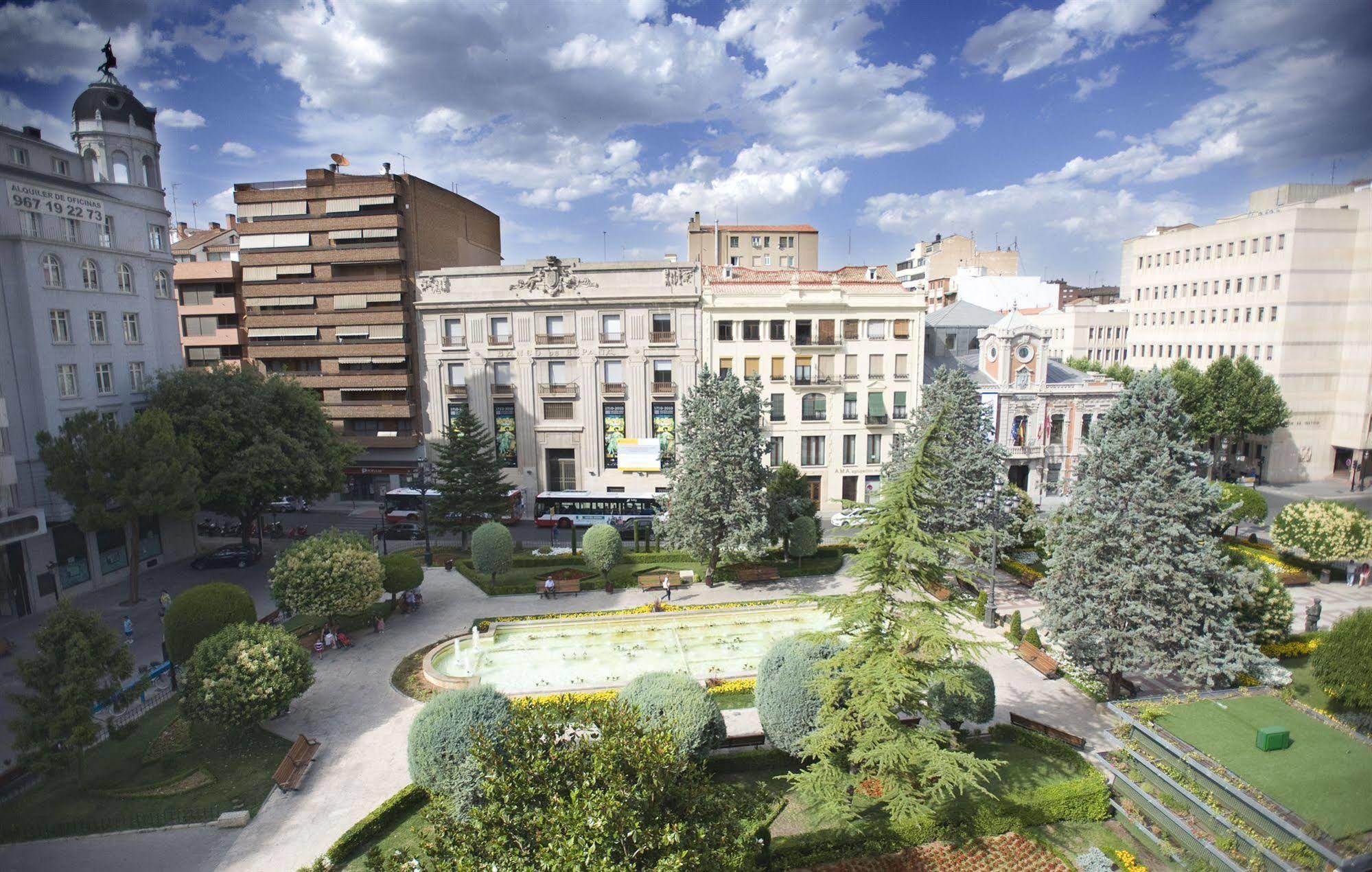 Hotel Altozano Albacete Kültér fotó