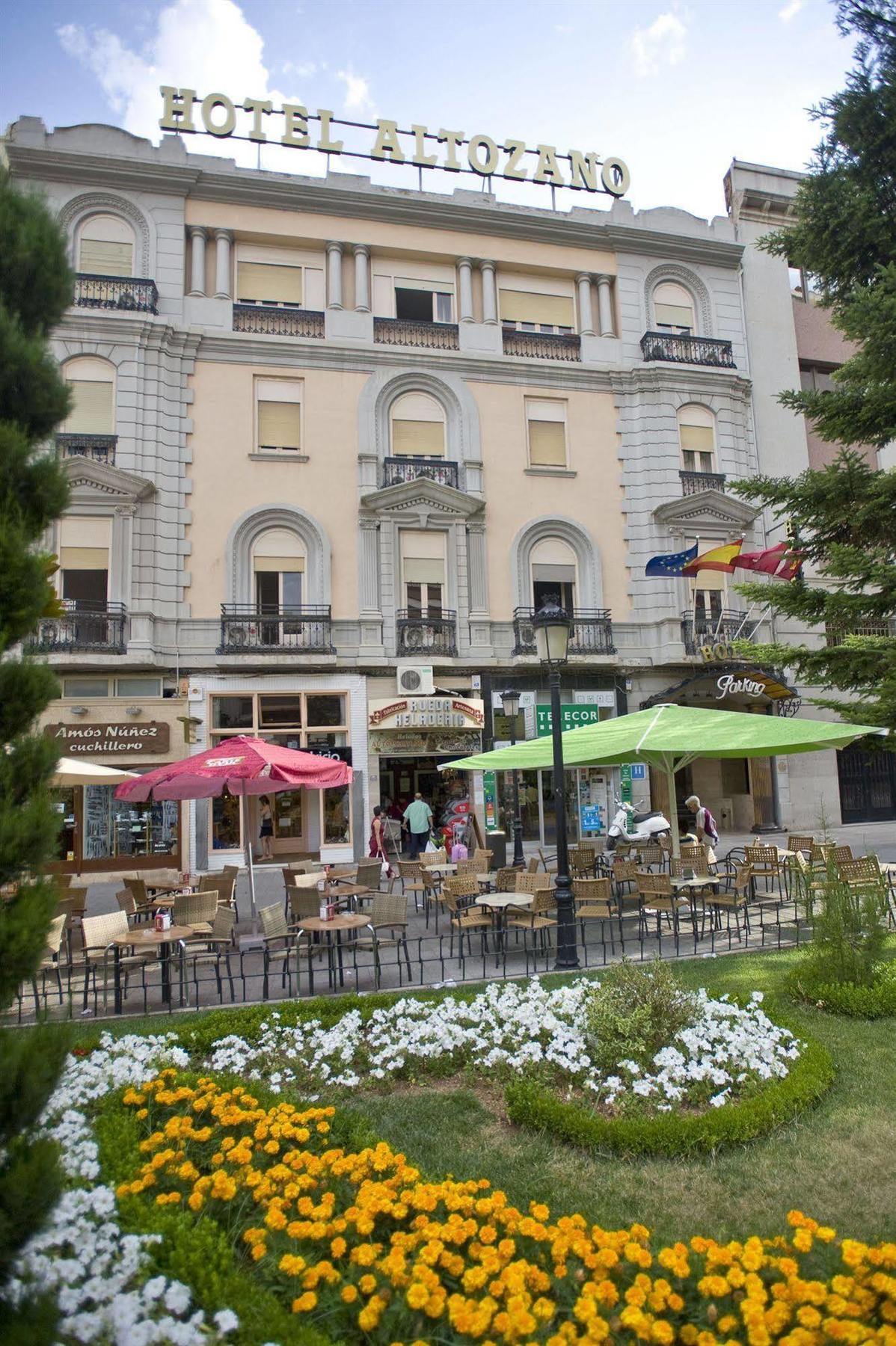 Hotel Altozano Albacete Kültér fotó